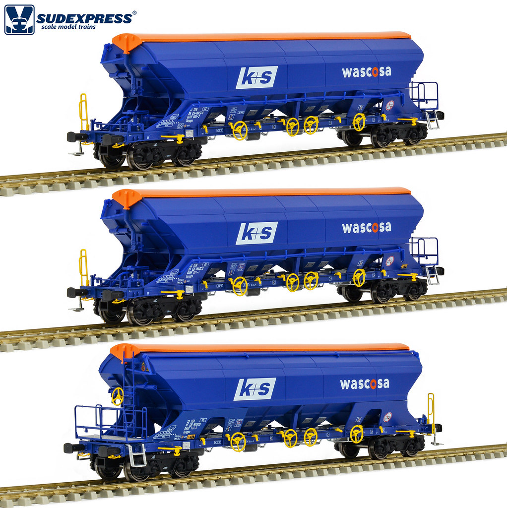 Wascosa Tanpps hopper wagons